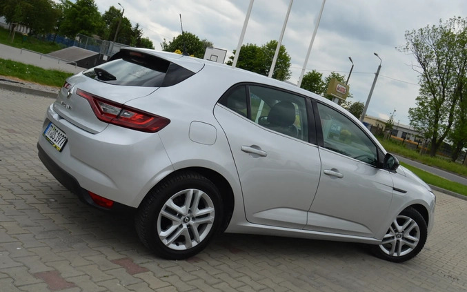 Renault Megane cena 44500 przebieg: 122000, rok produkcji 2016 z Gorzów Wielkopolski małe 781